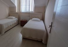 其他 6 Alasraf Suit