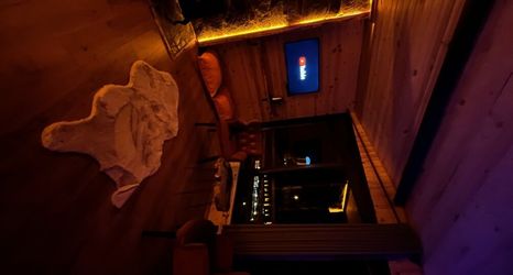 Others 2 Vadilife Suit