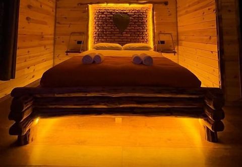 Lain-lain Vadilife Suit