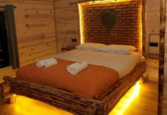 Others 7 Vadilife Suit