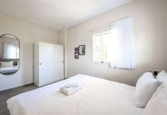 기타 6 Spacious & Bright 3BR Apt with City View