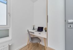 Others 2 Riverside Apartment & Parking by Renters