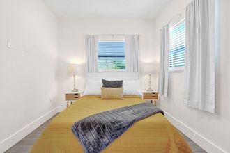 อื่นๆ 4 Zen Suites