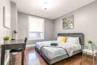 Others Modern 3BR Condo - King Bed - Near High Park