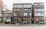 Lain-lain 5 Luxurious 3BR Condo - Steps To High Park