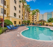 Others 4 Near Disney - 1BR Suite - 2x Queens Pool Arcade