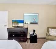 อื่นๆ 6 Near Disney - 1BR Suite - 2x Queens Pool Arcade