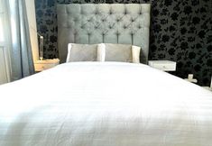 Others 6 Quirky Glasgow City Centre Pad