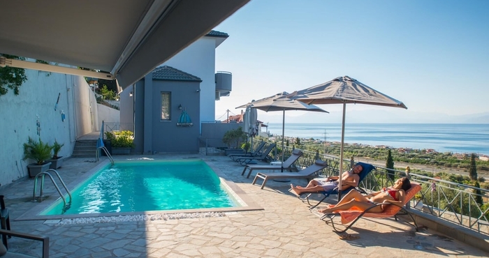 Lainnya Onar Zin Seabliss - Iro Poolside Nest