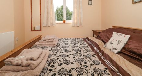 Others 2 Watermead Lodge