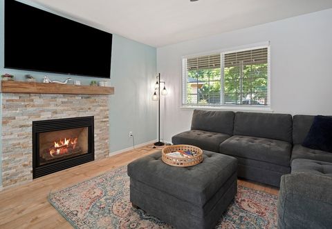 其他 Redmond Rest 4 Bedroom Home by RedAwning