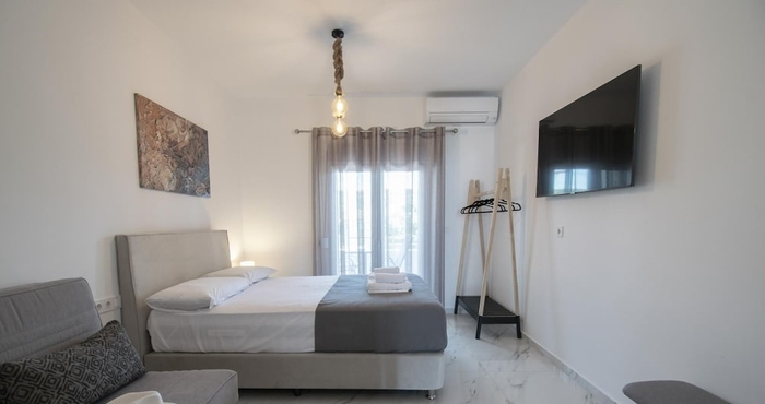 Others Nikiti Central Suites 2 by Travel Pro Services