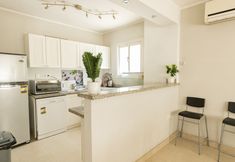 Others 5 Lily Mint Retreat Inviting 3BR Apartment
