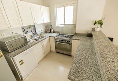 Others 7 Lily Mint Retreat Inviting 3BR Apartment