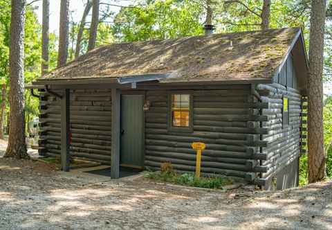 Khác Loblolly Pines Adventure Camp