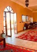 Meja sambut tetamu Berber Palace Hotel