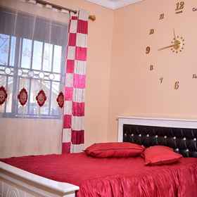 Primary image1坎帕拉納穆貢戈鎮絕美兩臥室公寓,金贾飯店