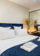 Room Brilliant 3 Month Corporate Rental With Balcony