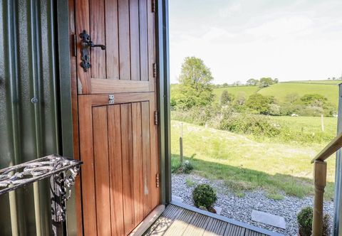 Lain-lain Puddle Duck Shepherds Hut