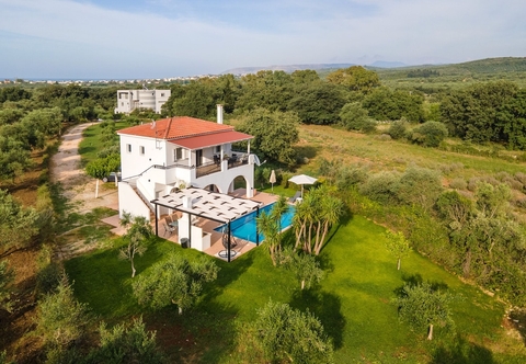 Others Lovely 3-bed Villa in Chania, Lake Kourna