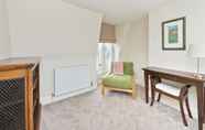 Others 4 Large Family Home With Garden Near Clapham Common by Underthedoormat