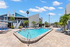 기타 Madeira Beach Yacht Club 261f