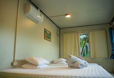 อื่นๆ 2 Beach Box Resort