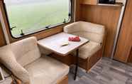 Others 6 Lovely Caravan With Stunning Views Aberdaron