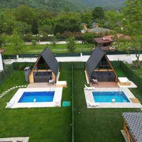 Primary image1Sapanca Rose Garden Bungalov，Merkez飯店