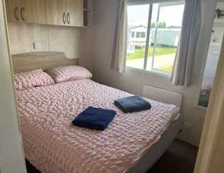 Lainnya 2 Pets Stay Free 2 Bedroom Caravan at Heacham Beach