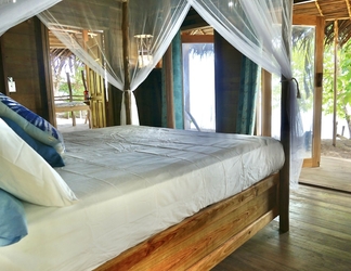 Lainnya 2 Beachfront 1-bed House in Bocas Del Toro