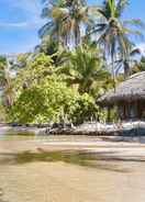 Imej utama Beachfront 1-bed House in Bocas Del Toro