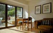 Others 4 Lovely 2 bed Central Apartment With Sunny Patio