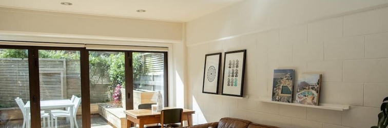 อื่นๆ Lovely 2 bed Central Apartment With Sunny Patio