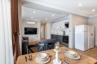 อื่นๆ 4 Brandhill Apart Hotel