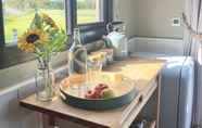 Others 4 Cosy Meadow Cabin - Glamping in Northumberland