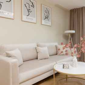 Primary image1Srebrna 景觀公寓 by Renters,华沙中国签证申请服务中心飯店