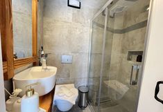 기타 3 Armi Alaçatı +13 Adult Only