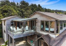 Others 2 The Castle Rock Estate by Avantstay Steps From Arch Cape Beach w/ Hot Tub & Sauna