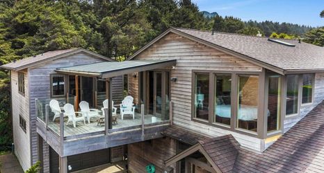 Others 2 The Castle Rock Estate by Avantstay Steps From Arch Cape Beach w/ Hot Tub & Sauna