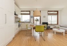 Others 2 Sielecka Apartment Warsaw by Renters