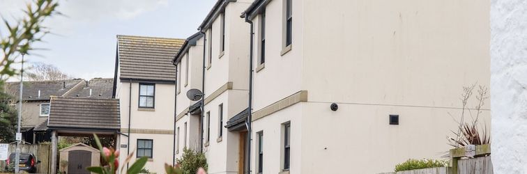 その他 1 Queensway Gardens