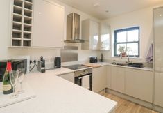 その他 6 1 Queensway Gardens