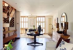 อื่นๆ 4 The Swiss Cottage Wonder - Glittering 2bdr House With Garden