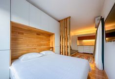 Others 4 Gümüşlük No3