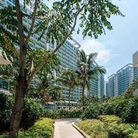 Primary image1O&O 集團- 1BR Azure 度假村泳池海灘 Netflix,帕拉尼亚克飯店