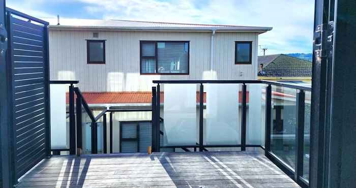 Lain-lain U Suites on Rongotai Road