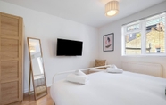 Others 7 Luxury 3 Bedroom 2 Bathroom House Fulham