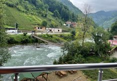 Others 7 Riverside Suite & Bungalow