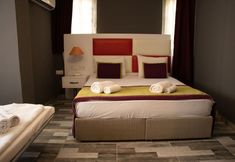 Others 6 Orange Owl Hotel